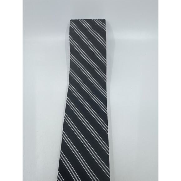 Stafford Tailored Culture Black, White And Silver Men's Neck Tie - Picture 3 of 12